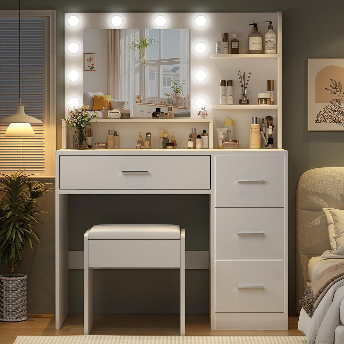 Makeup Vanity Desk with Mirror and Light