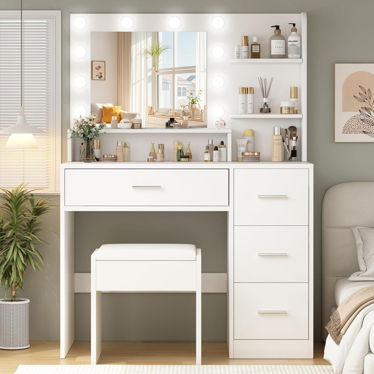 Makeup Vanity Desk with Mirror and Light