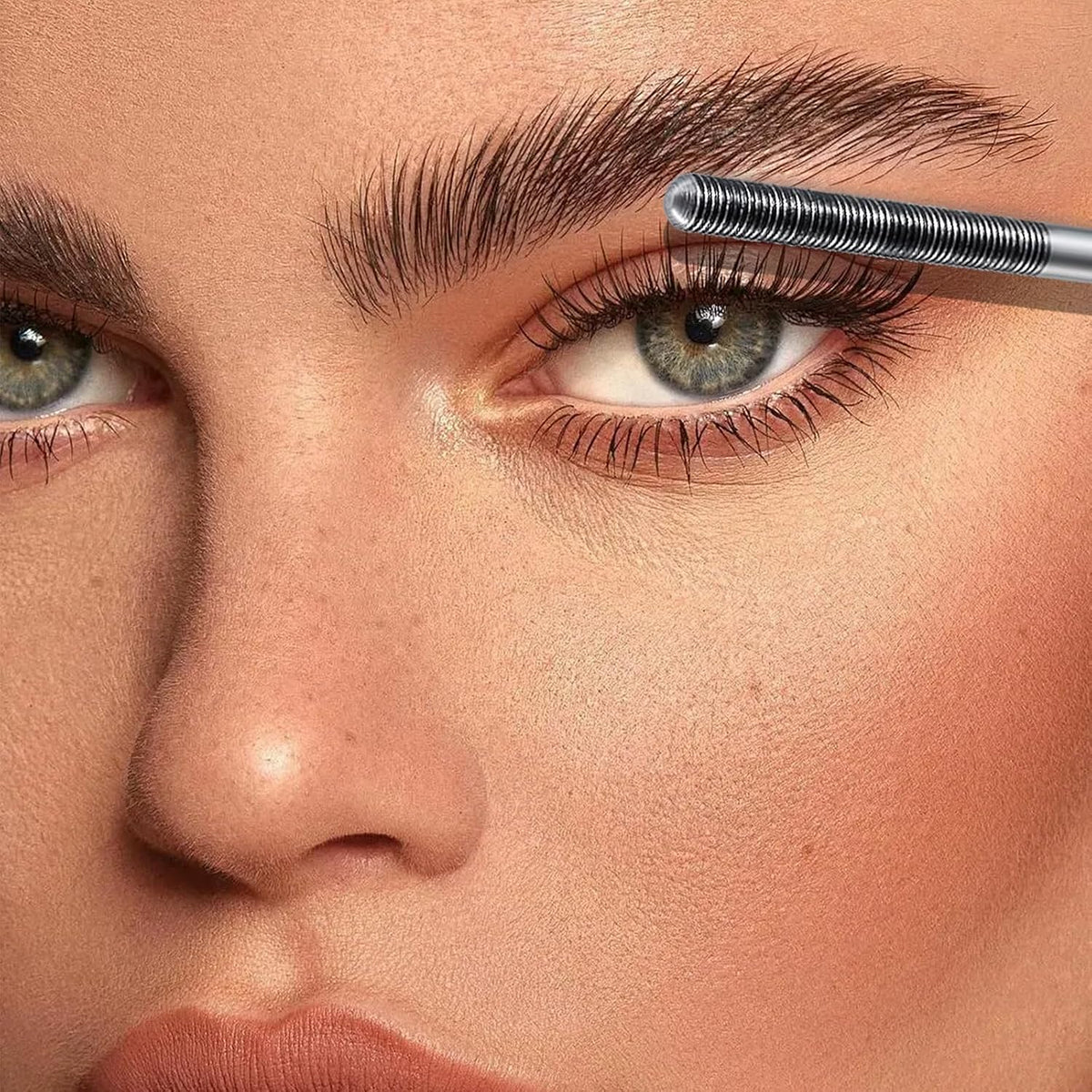 Iron Wand Mascara, Metal Mascara Wand, Added Fiber, Black, 0.28 Fl. Oz.
